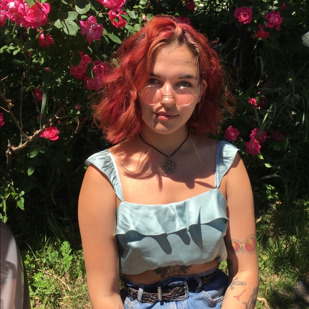 Meet your Posher, Amelia